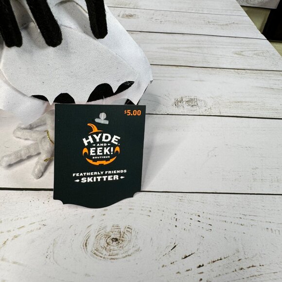 Hyde & Eek! Featherly Friends Skitter & Batrick Halloween Decor - Picture 5 of 7